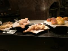 -上海西藏大厦万怡自助餐厅(徐汇店)