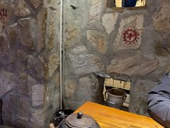 -老牌坊云南鱼豆花火锅(嵩山店)