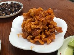 -胡子饮食店