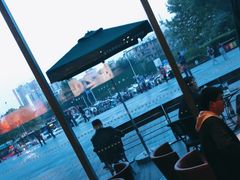 -星巴克臻选(郑州中原万达店)