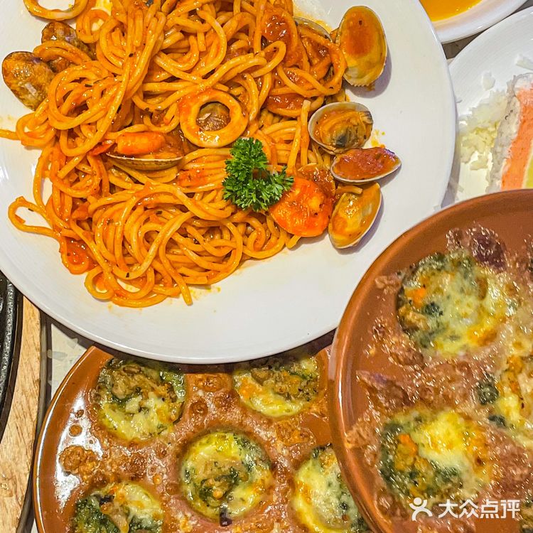 武汉首家萨利亚“意大利沙县”同款西餐来了[流泪]