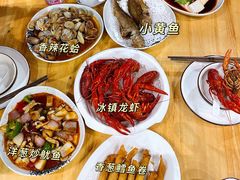 -聚汇三少·龙虾·中餐厅(莫邪路新天地店)