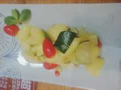 柠檬菠萝-云海肴·汽锅鸡·云南菜(天津国金汇店)