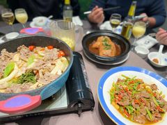-香山湖家家宴(中山陵店)