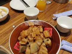 -泉畔人家·老济南经典鲁菜(大明湖店)