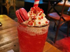草莓多多-胡桃里乐队酒馆(长春总店)