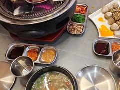 -围炉肉舍•炭烤活鳗•丹东海鲜烤肉(步行街店)