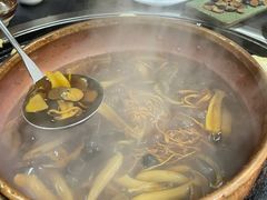 -阿山卓·野生菌火锅·纳西火塘烤肉