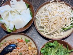 -冯校长老火锅(中联广场店)