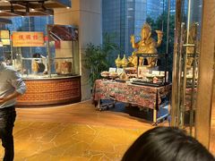 -怡咖啡海鲜自助餐厅(浦东香格里拉店)