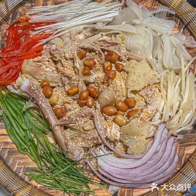 必吃榜没有骗我，这家粥底火锅好吃到无语！