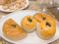 榴莲酥-鹊华居·地道鲁菜·海鲜·融合味(大明湖店)