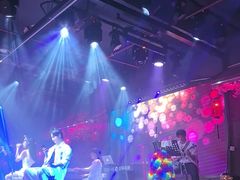 -喜鹊音乐酒馆(西街店)
