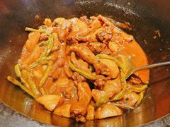 -山河屯铁锅炖·非遗东北菜(南山店)