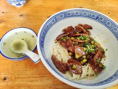 腰花面-沪西老弄堂面馆(定西路店)