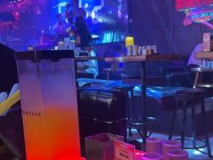 -喜鹊音乐酒馆(西街店)