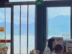 -鹏城人家海鲜酒家·23年老字号(较场尾店)