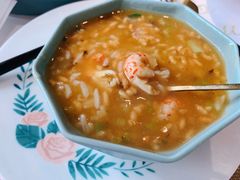 招牌小龙虾红汤泡饭-蜜桃花开·中西融合菜E&W(南长街店)