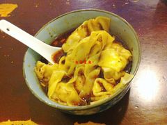 酸辣抄手-春阳水饺(香槟广场店)