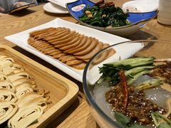 -东方饺子王(工农大路店)
