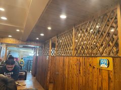 大堂-老东镇啤酒屋海鲜加工·蒸汽海鲜·海鲜烧烤(台东店)