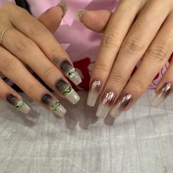 -斯馨·健康美甲美睫