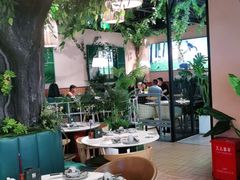 大堂-原味田园·客家菜·土窑鸡(中航城君尚购物中心店)