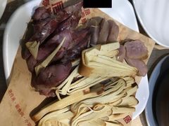 -六泰居·尔滨地标·东北菜(泰山路店)