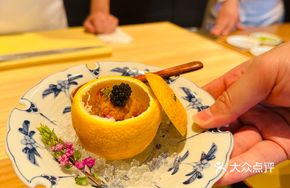 Crab Meat Vinegar Jelly with Sea Urchin Sauce
