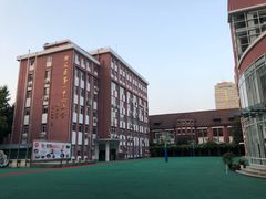 -上海市徐汇区第一中心小学