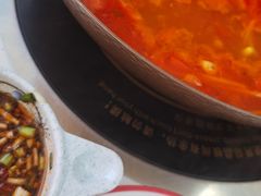 -毛辣果·贵州红酸汤牛肉火锅(西单店)