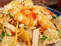 -Cuc Gach Quan Restaurant