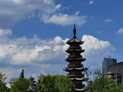 -龙华寺
