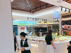 -腾阁自助餐厅(朝林广场店)
