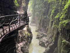 -蝶舞清江·恩施地心谷景区