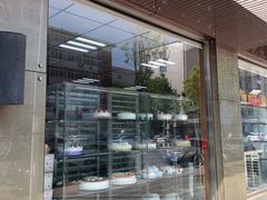 -爱德顺糕点食屋(利民道店)