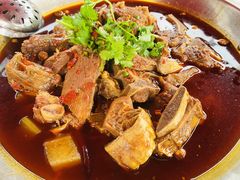 -大众跷脚牛肉馆·非遗传承单位(峨眉山店)