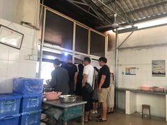 -正宗杨记普洱酸醋米线(总店)