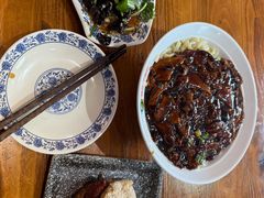 -老天桥酱肉烧饼夹肘子(天桥店)