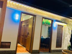 -呷湘厨·鱼汤捞饭·剁椒鱼头·辣椒炒肉(国家会展中心店)