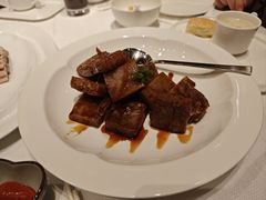 蜜汁煎荔浦香芋-扬州香格里拉·香宫中餐厅
