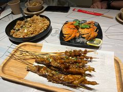 -巴厘龙虾·榜首油焖大虾(音乐学院·沿江酒馆店)