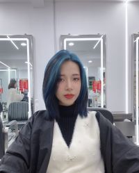 -藤野造型烫发染发