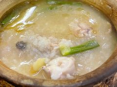 -长城砂煲田鸡粥