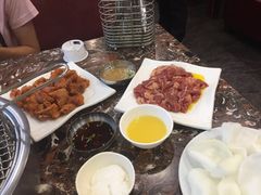 -啊美丽炭火烤肉(滑翔一店)