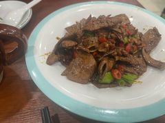 -湖南人家湘菜馆(镇江路店)