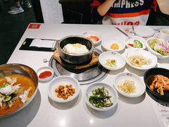 餐前小菜-本家韩国烤肉(青岛万象城店)