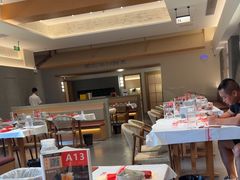 -肥肥虾庄·金牌油焖大虾(汉口城市广场店)