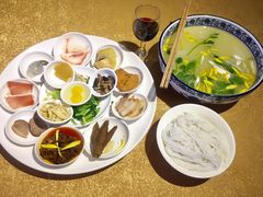 -桥馫源蒙自过桥米线(蒙自店)