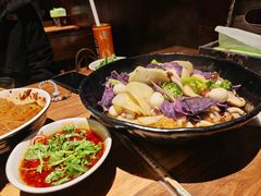 -万记麻辣烫国展总店